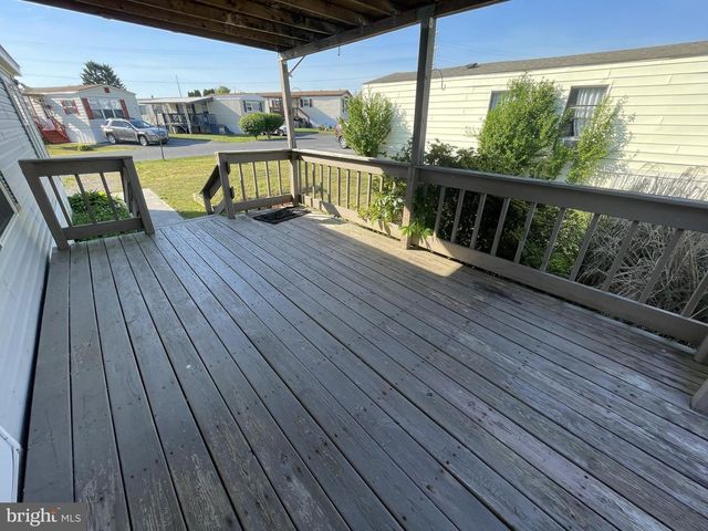 57-B TWIN MAPLES PARK, Myerstown, PA 17067