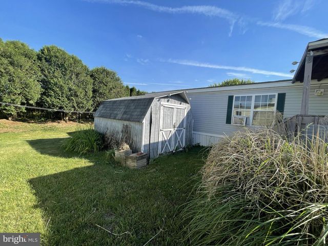 57-B TWIN MAPLES PARK, Myerstown, PA 17067