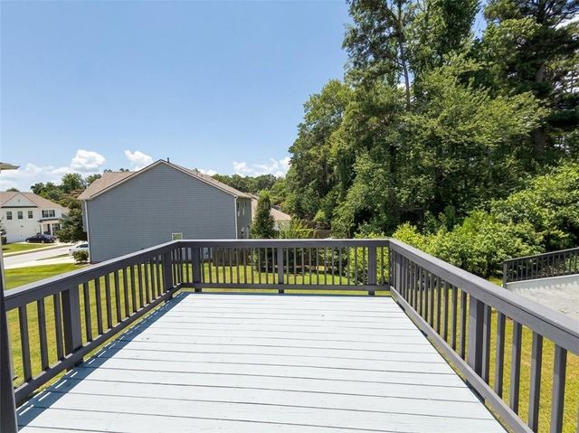 5634 Cricket Melody Lane, Flowery Branch, GA 30542