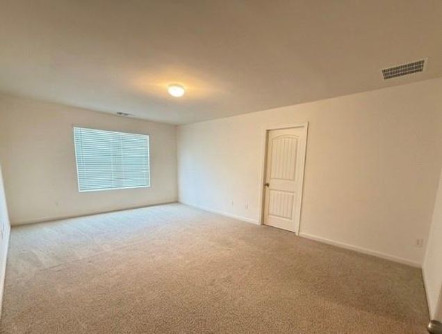 5634 Cricket Melody Lane, Flowery Branch, GA 30542