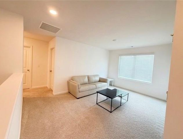 5634 Cricket Melody Lane, Flowery Branch, GA 30542