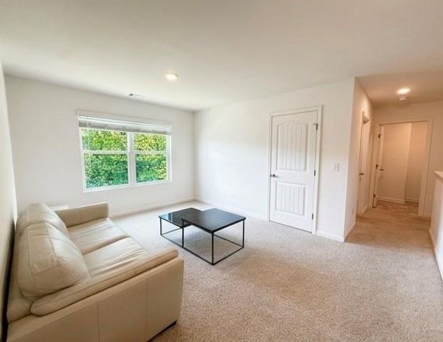 5634 Cricket Melody Lane, Flowery Branch, GA 30542