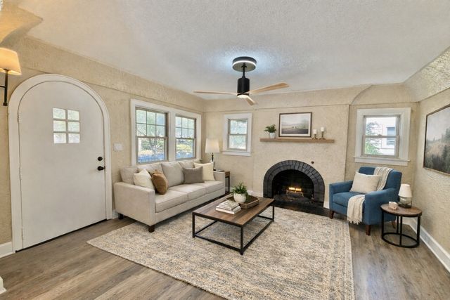 1519 30th Street, Des Moines, IA 50311