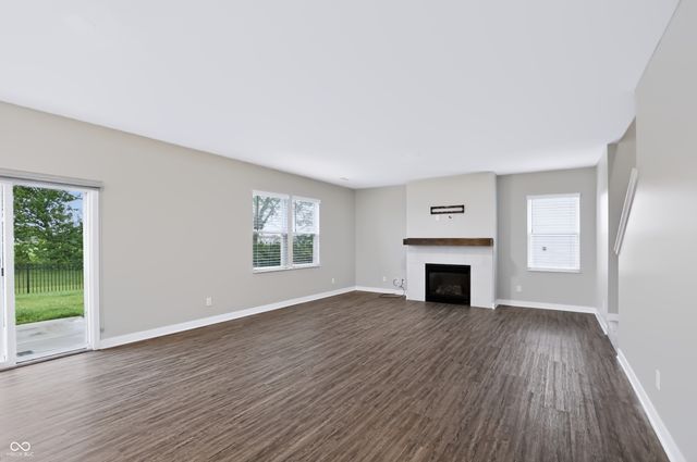24 Hollister Way, Cicero, IN 46034