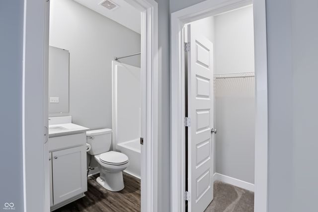 24 Hollister Way, Cicero, IN 46034