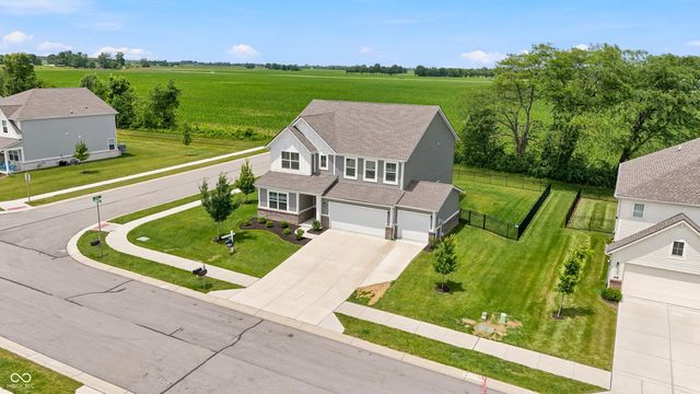 24 Hollister Way, Cicero, IN 46034