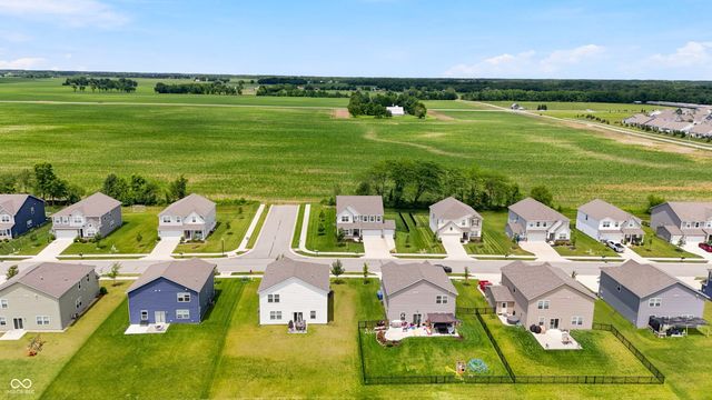 24 Hollister Way, Cicero, IN 46034