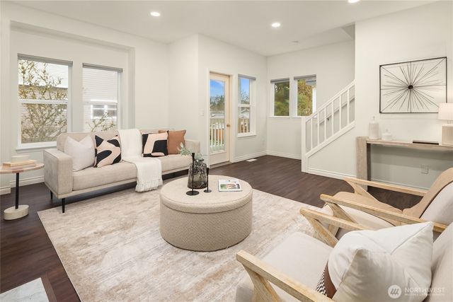 755 NW Juniper Street, Issaquah, WA 98027