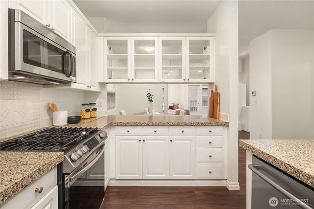 755 NW Juniper Street, Issaquah, WA 98027