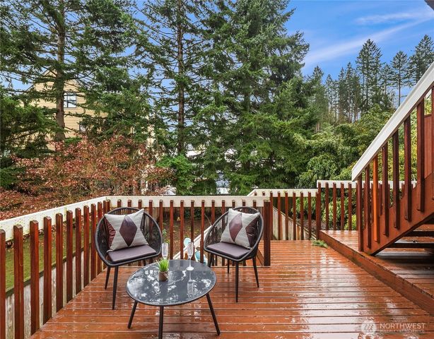 755 NW Juniper Street, Issaquah, WA 98027