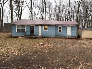 42082 Duquesne Street W, Columbiana, OH 44408