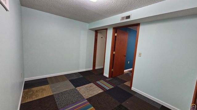 500 N Milton ST, Auburn, KS 66402