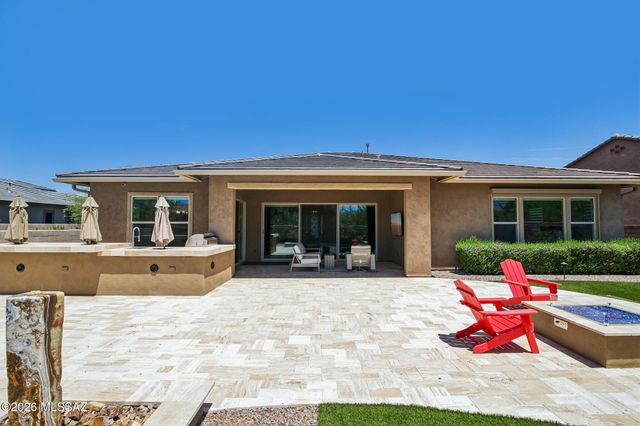425 W Red Ribbon Lane, Oro Valley, AZ 85755
