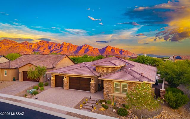 425 W Red Ribbon Lane, Oro Valley, AZ 85755