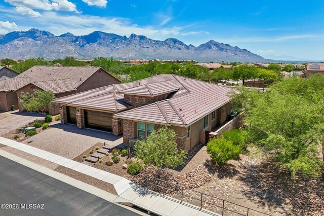 425 W Red Ribbon Lane, Oro Valley, AZ 85755