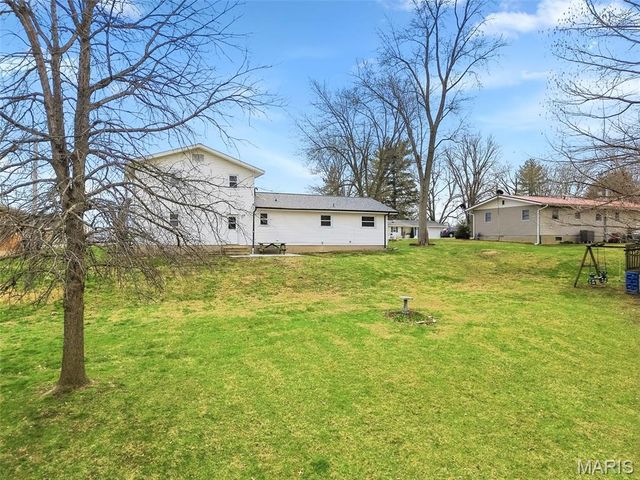207 Scenic Drive, Elsberry, MO 63343