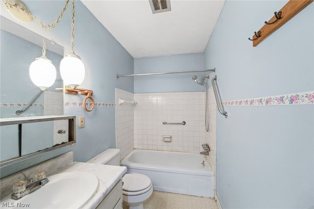 461 Delaware Drive, Brunswick, OH 44212