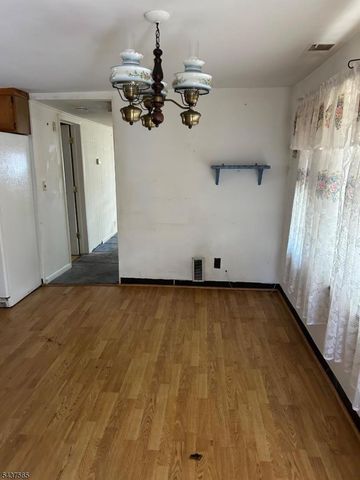 30 Corter Ln, West Milford Twp., NJ 07480