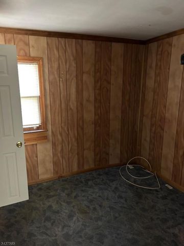 30 Corter Ln, West Milford Twp., NJ 07480