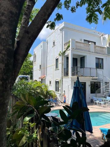 540 NE 17th Avenue, Fort Lauderdale, FL 33301