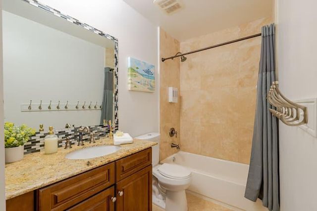 540 NE 17th Avenue, Fort Lauderdale, FL 33301