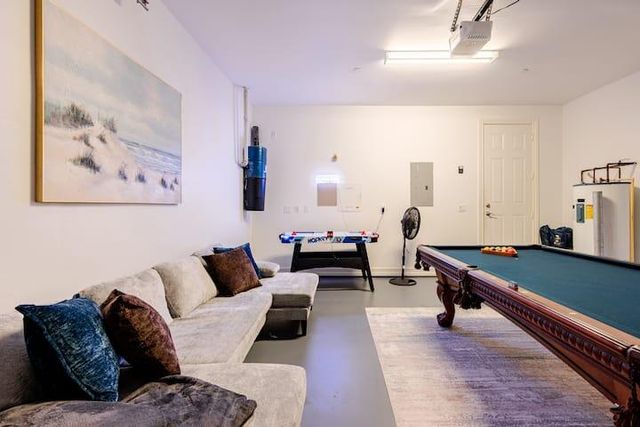 540 NE 17th Avenue, Fort Lauderdale, FL 33301