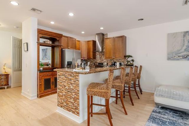 540 NE 17th Avenue, Fort Lauderdale, FL 33301