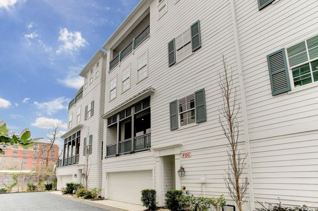 324 W 20th Street, Houston, TX 77008