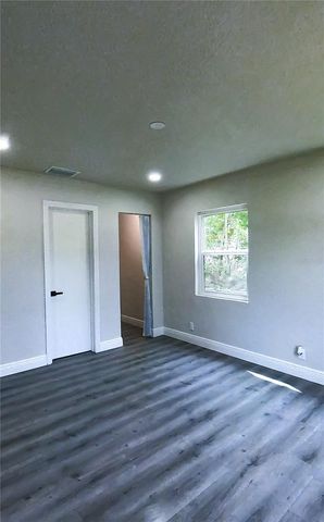 5418 6TH AVENUE S, St Petersburg, FL 33707