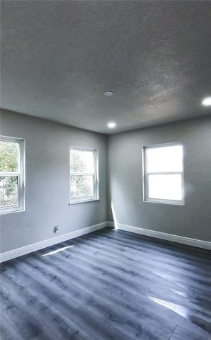 5418 6TH AVENUE S, St Petersburg, FL 33707