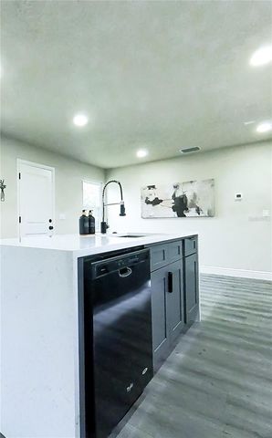 5418 6TH AVENUE S, St Petersburg, FL 33707