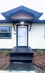 5418 6TH AVENUE S, St Petersburg, FL 33707