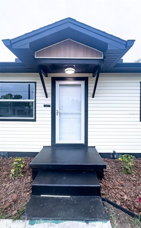 5418 6TH AVENUE S, St Petersburg, FL 33707