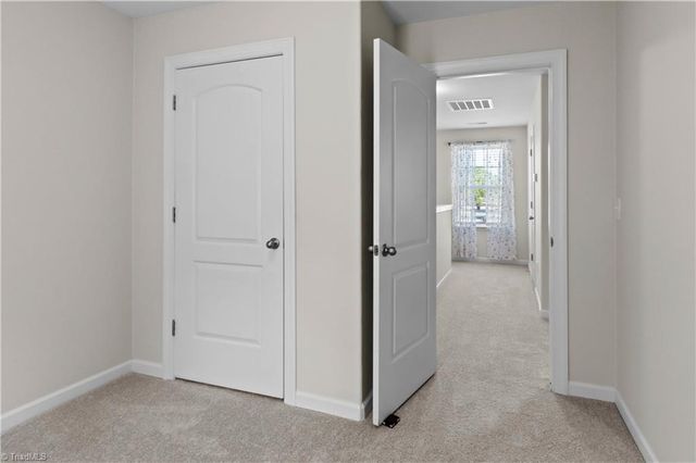 4077 Parkside Meadow Court, Winston-salem, NC 27127