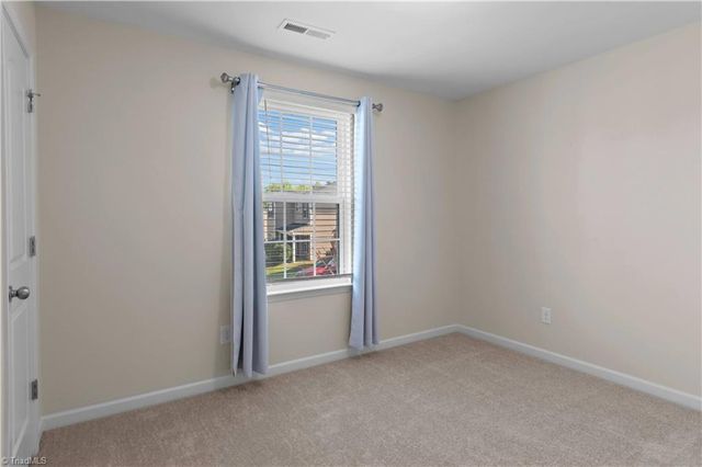 4077 Parkside Meadow Court, Winston-salem, NC 27127