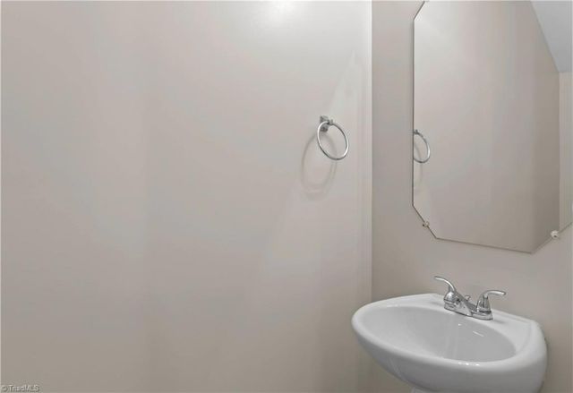 4077 Parkside Meadow Court, Winston-salem, NC 27127