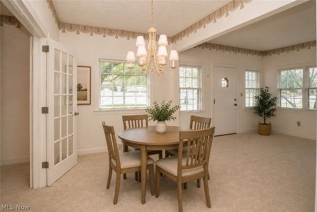 215 Lake Avenue NE, Hartville, OH 44632