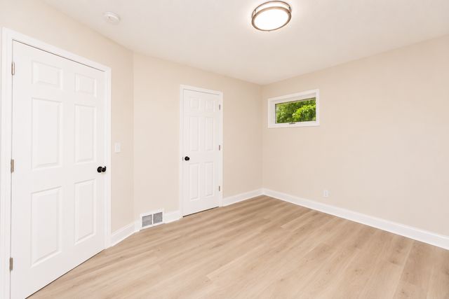 315 Rice Creek Terrace NE, Fridley, MN 55432