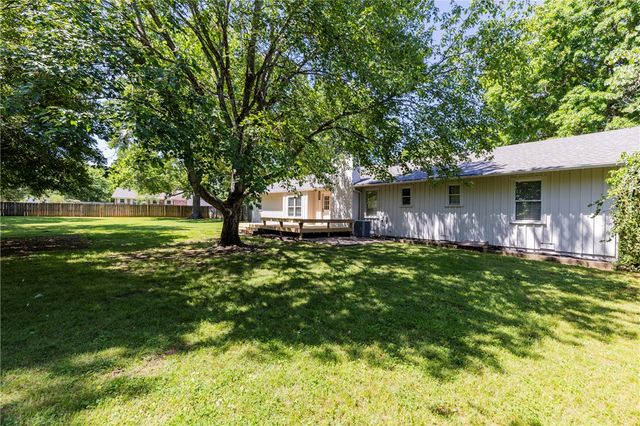 2926 Loxley Avenue, Fayetteville, AR 72703