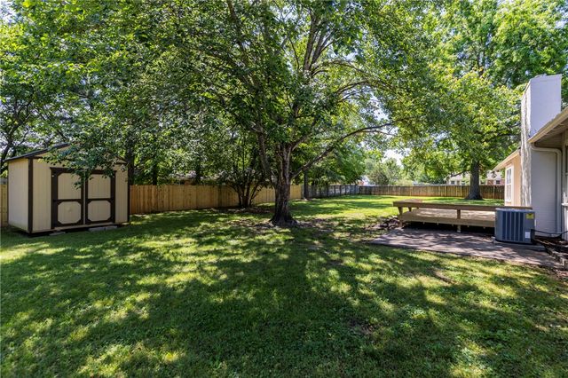 2926 Loxley Avenue, Fayetteville, AR 72703
