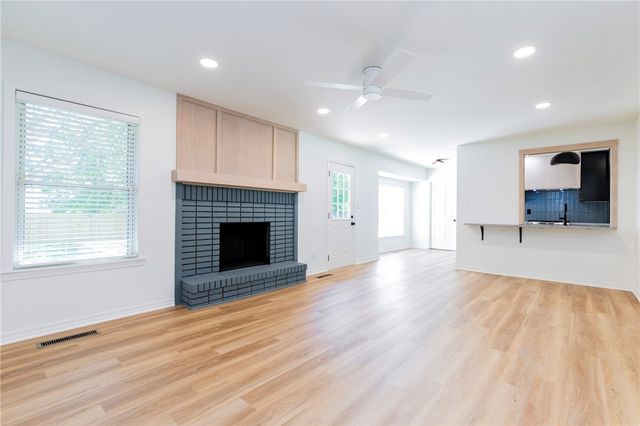 2926 Loxley Avenue, Fayetteville, AR 72703