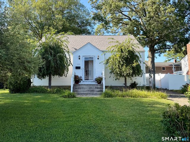 128 Judd Street, Fairfield, CT 06824