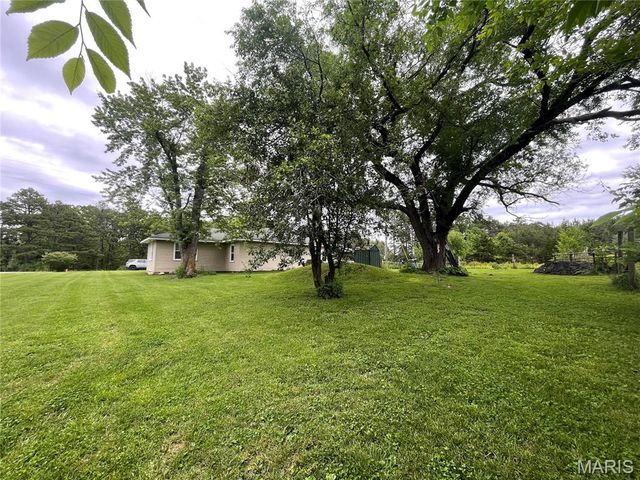 623 County Road 6590, Salem, MO 65560