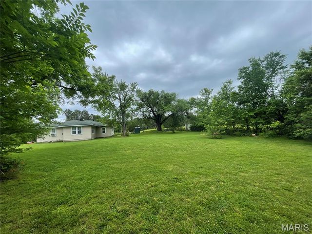 623 County Road 6590, Salem, MO 65560