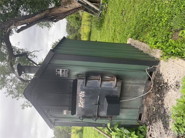 623 County Road 6590, Salem, MO 65560