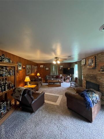 623 County Road 6590, Salem, MO 65560