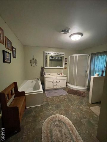 623 County Road 6590, Salem, MO 65560