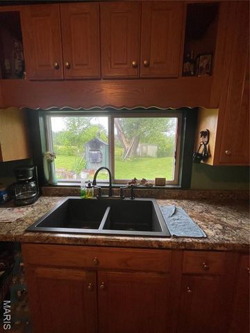 623 County Road 6590, Salem, MO 65560