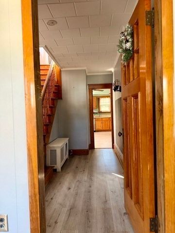 41 Highland St, Auburn, MA 01501