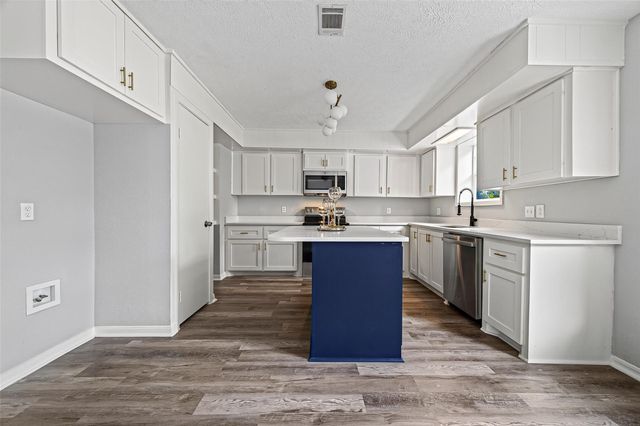4004 Gatewood Road, Crosby, TX 77532